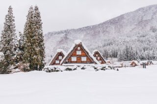 【奥州市】外構工事で失敗しない！雪に強い融雪設備の費用とランニングコスト